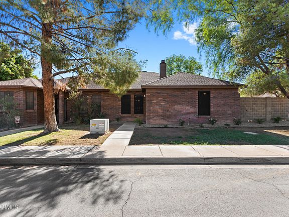 2nd image of 48 N Colonial Drive