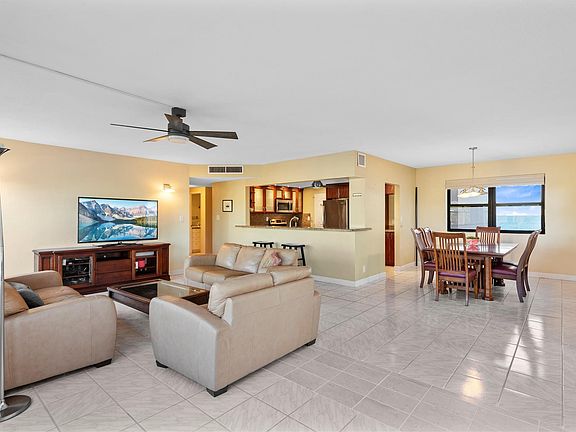3rd image of 3800 Galt Ocean Drive #311
