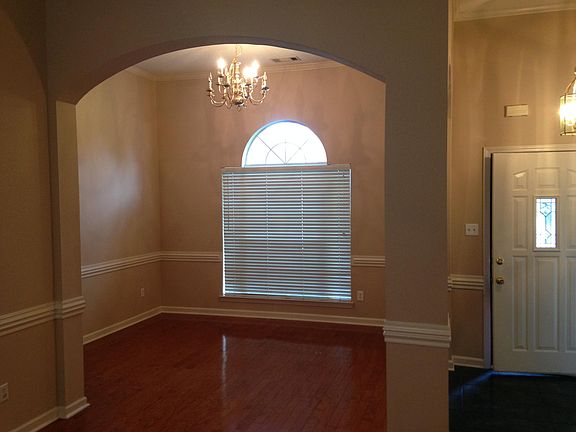4th image of 8685 Forest Breeze Dr