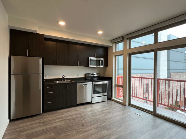 128 Harvard Ave E #306