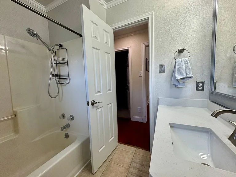 2710 Bishop Rd — Photo 14