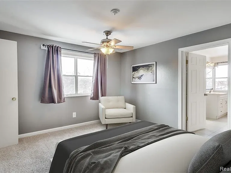 3388 Coolidge Hwy — Photo 4