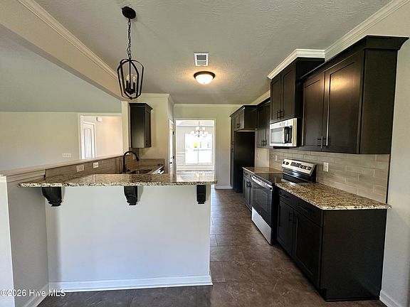 5th image of 2333 Bellingham Drive