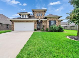 14247 Medina Dr, Baytown, TX 77523