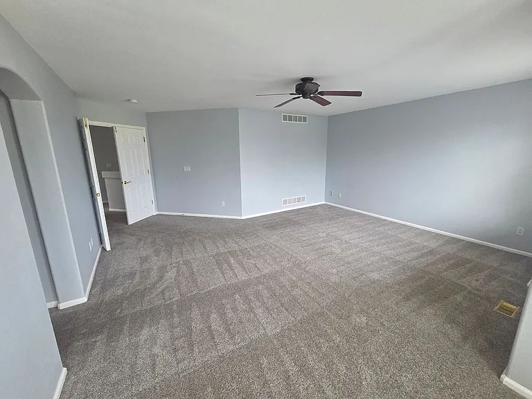 10232 Jill Ave — Photo 14