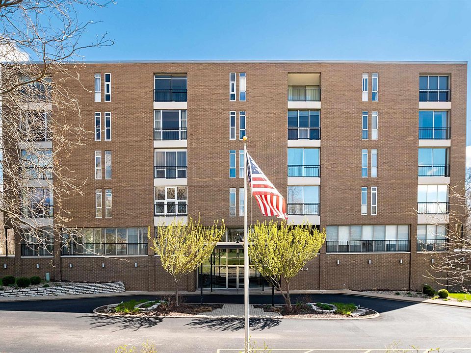 1st image of 4444 N Knoxville Ave APT 308