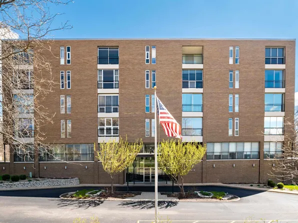 4444 N Knoxville Ave APT 308, Peoria, IL 61614