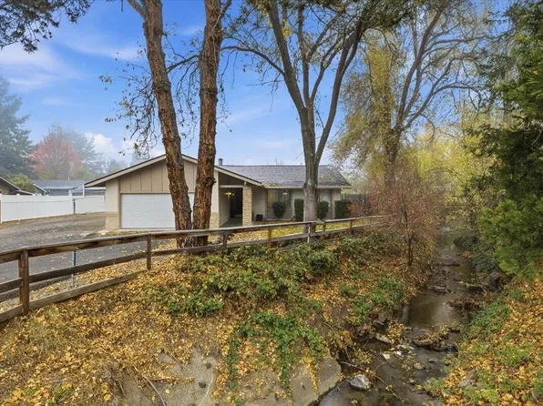 2613 Siskiyou Blvd, Medford, OR 97504