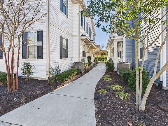 2nd image of 5062 Hawkins Mill Way