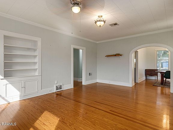 4th image of 308 Boas Ave
