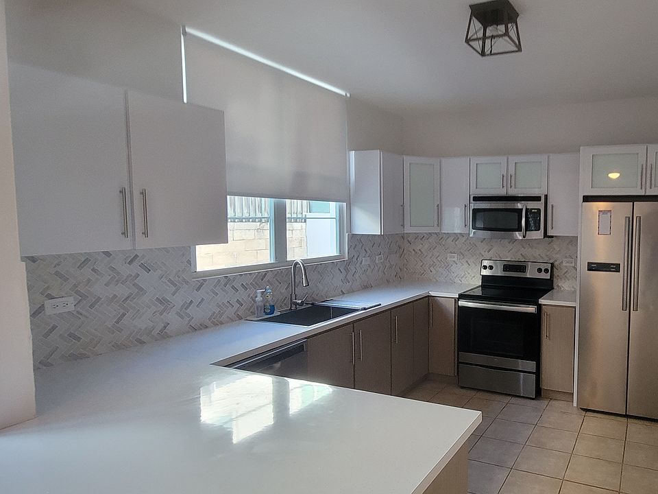 2nd image of 121 Urb Cielo Dorado Vlg