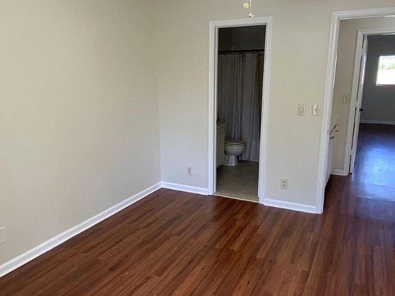 3rd image of 2217 Discovery Cir W
