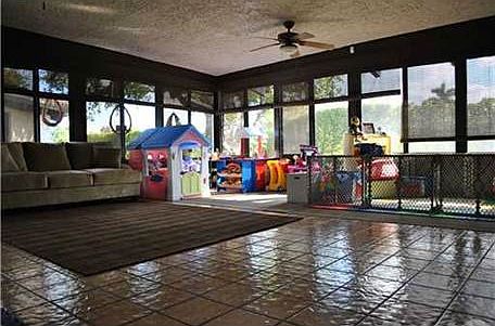 F1119576_401_14