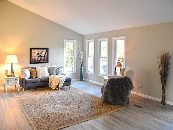 2nd image of 438 Brian Dr