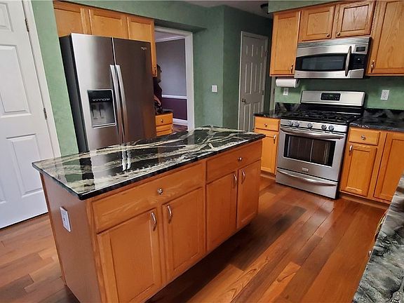 2nd image of 4370 Westmont Dr