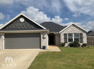930 Sassafras Ln, Centerton, AR 72719