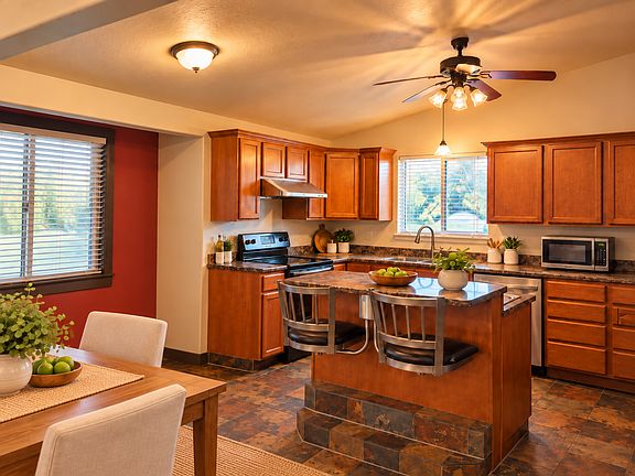 4th image of 842 S Apple Grove Ln