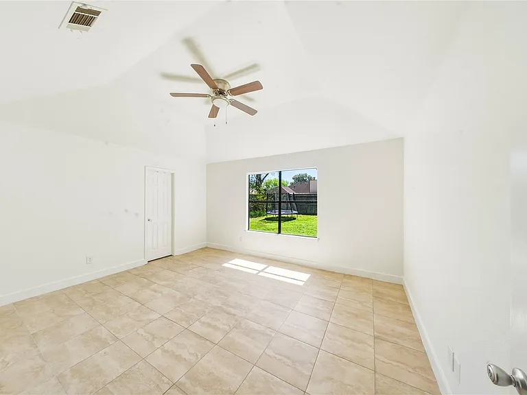 19519 Mallard Lake Ln — Photo 16