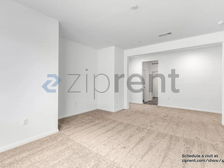 29695 Courage Ct — Photo 11