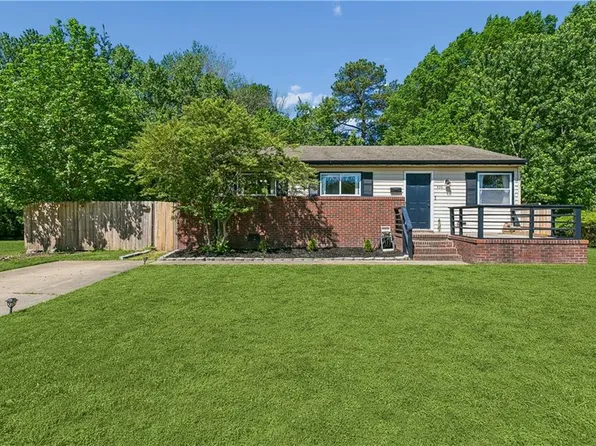 326 Duluth Ct, Hampton, VA 23666