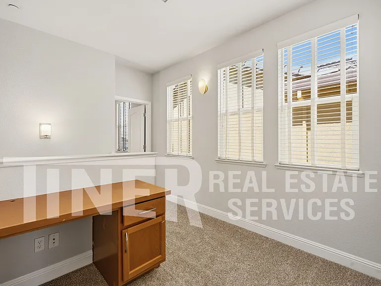 203 Rochdale St — Photo 11