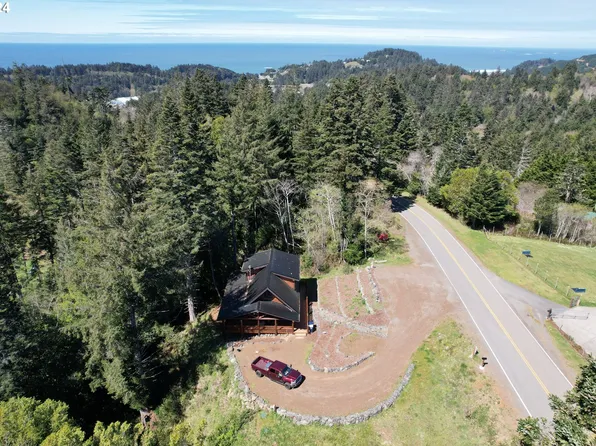 28331 Hunter Creek Hts, Gold Beach, OR 97444