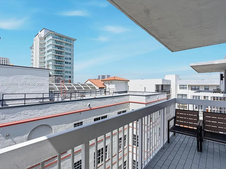 3588 Collins Ave #504 — Photo 19