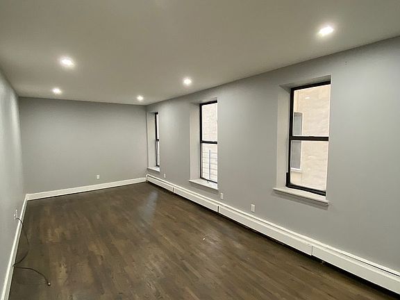 4th image of 248 W 149th St #2C
