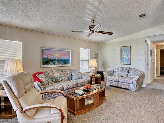 5th image of 713 Bougainvillea Cir