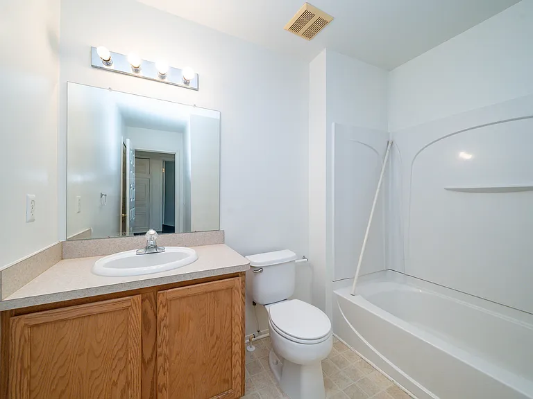 223 Tucker St — Photo 20