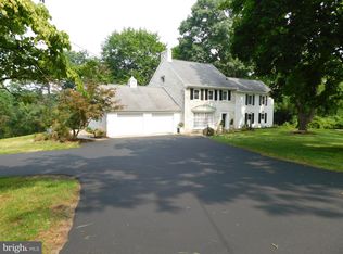 47 Woodstock Rd, Fayetteville, PA 17222