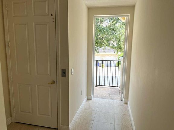 4th image of 12547 SE Old Cypress Dr