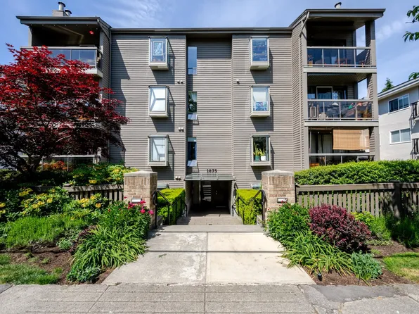 1875 W 8th Ave #101, Vancouver, BC V6J 1V9
