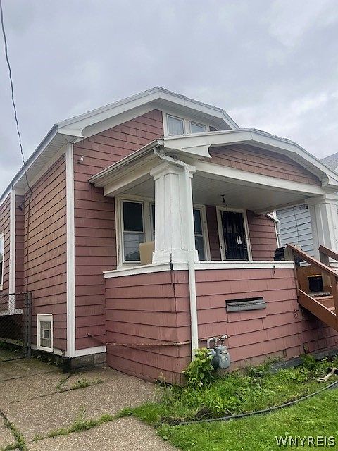 1st image of 28 Ross Ave