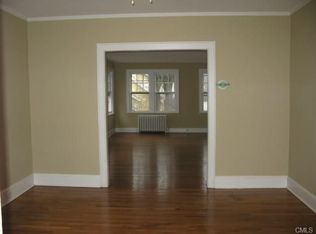 81 Culloden Rd #2, Stamford, CT 06902