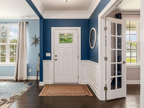 5th image of 6409 Brookview Manor Dr