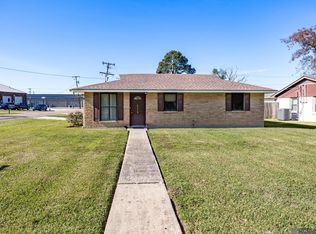 4374 Dunleith Ave, Port Allen, LA 70767