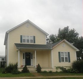 1st image of 1214 Beech St