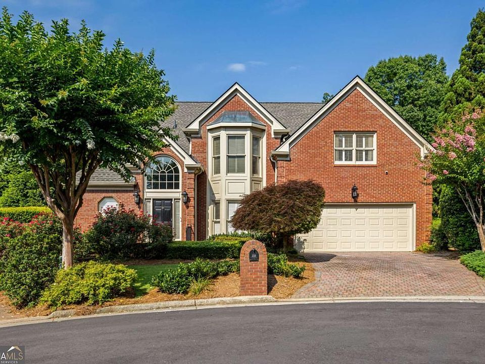 1st image of 240 Embassy Ct