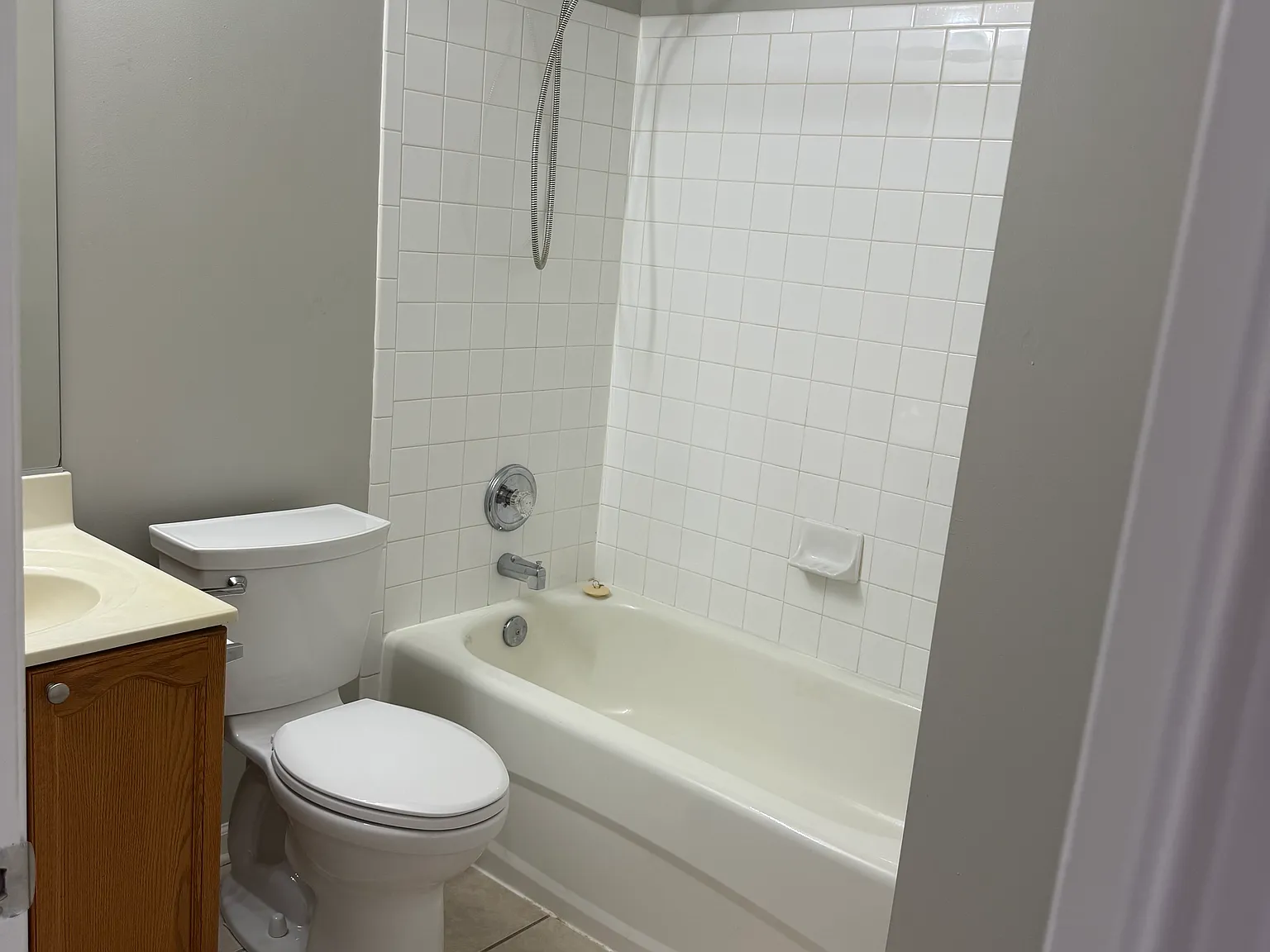 4 bed, 3.5 bath, 2172 sqft, $2,675 — Photo 4
