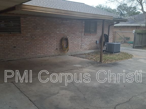 3rd image of 4249 Mulligan Dr