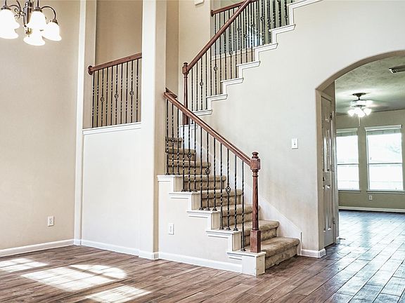 5th image of 7326 Boerne Creek Dr
