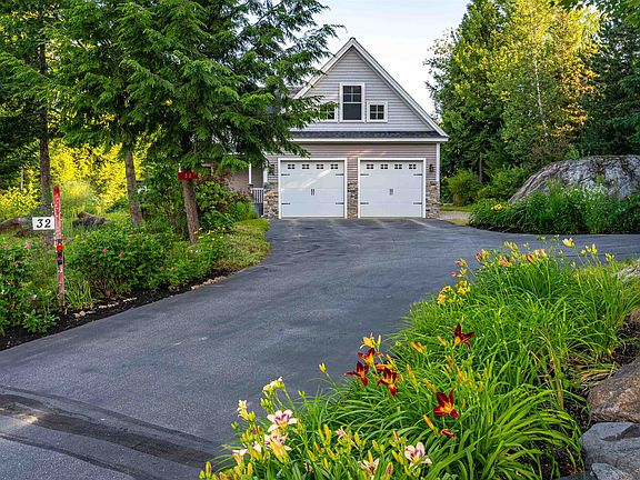 2nd image of 32 Cameron Drive