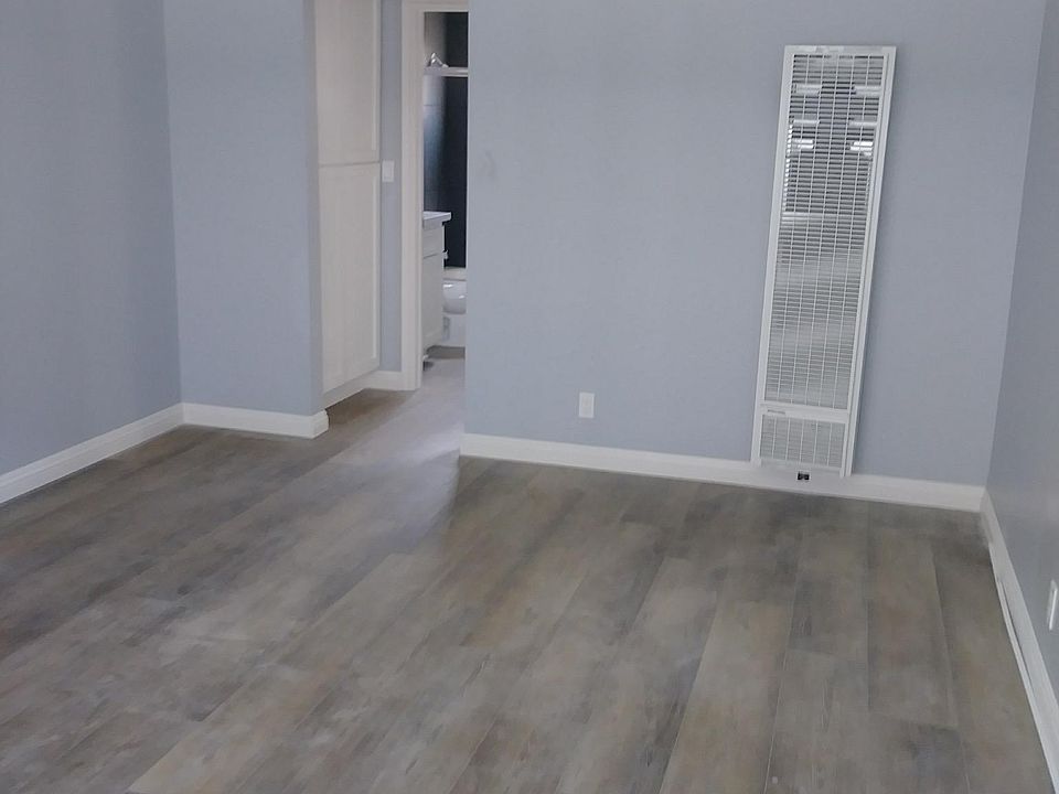1st image of 7025 Sepulveda Blvd #4
