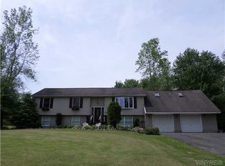 1797 Pontiac Rd, Angola, NY 14006
