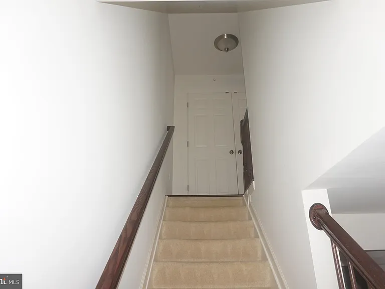 42281 Canary Grass Sq — Photo 27