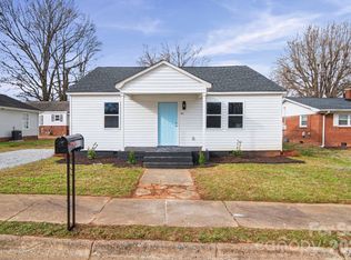 411 N Mulberry St, Cherryville, NC 28021