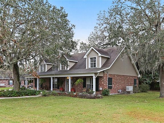 3rd image of 110 Maud Olive Dr