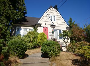 3237 Belvidere Ave SW, Seattle, WA 98126
