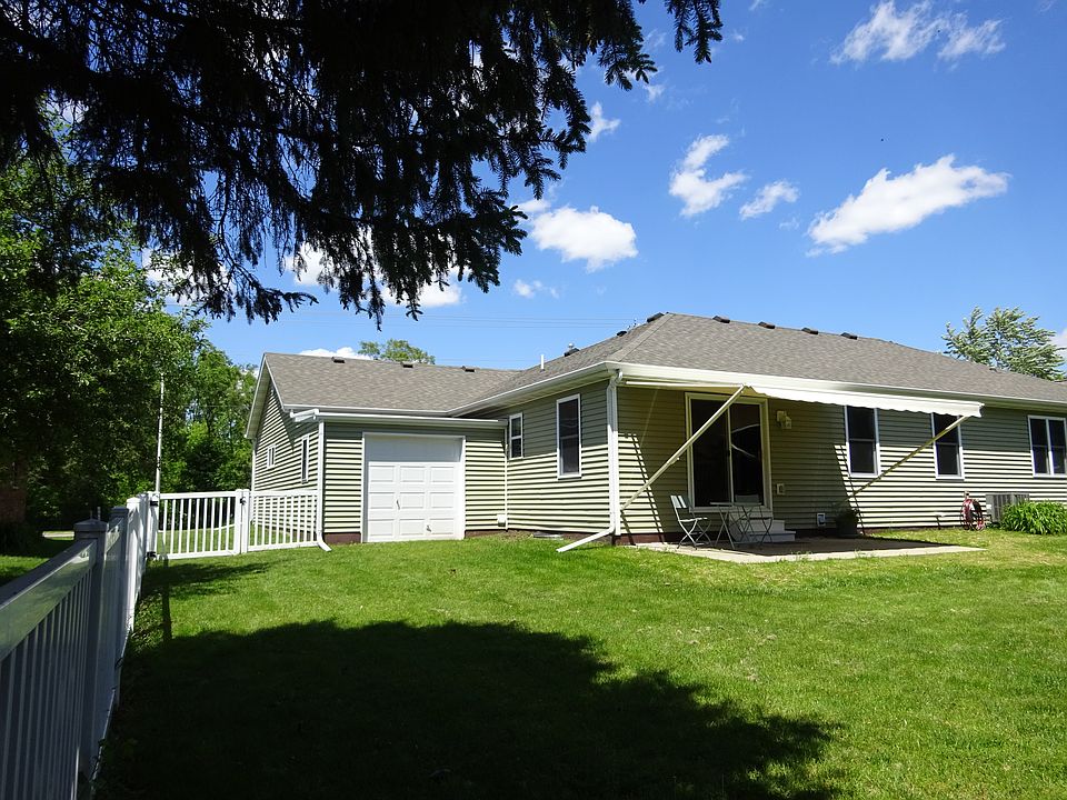 2nd image of 3721 Tripp Rd